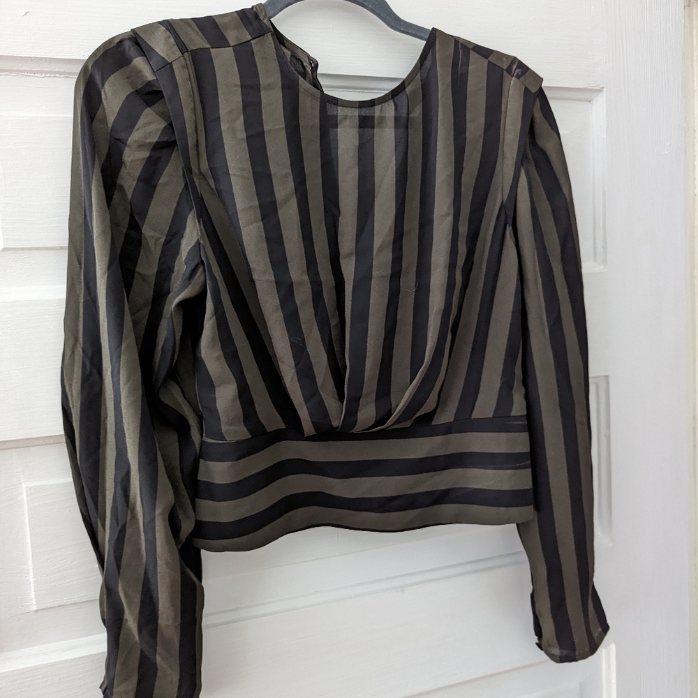 Express Striped Blouse - NWT Small - Picture 2 of 8